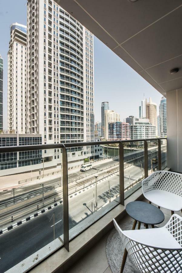 Fantastay Sparkle Tower Luxury 1 Br Dubai Exterior foto