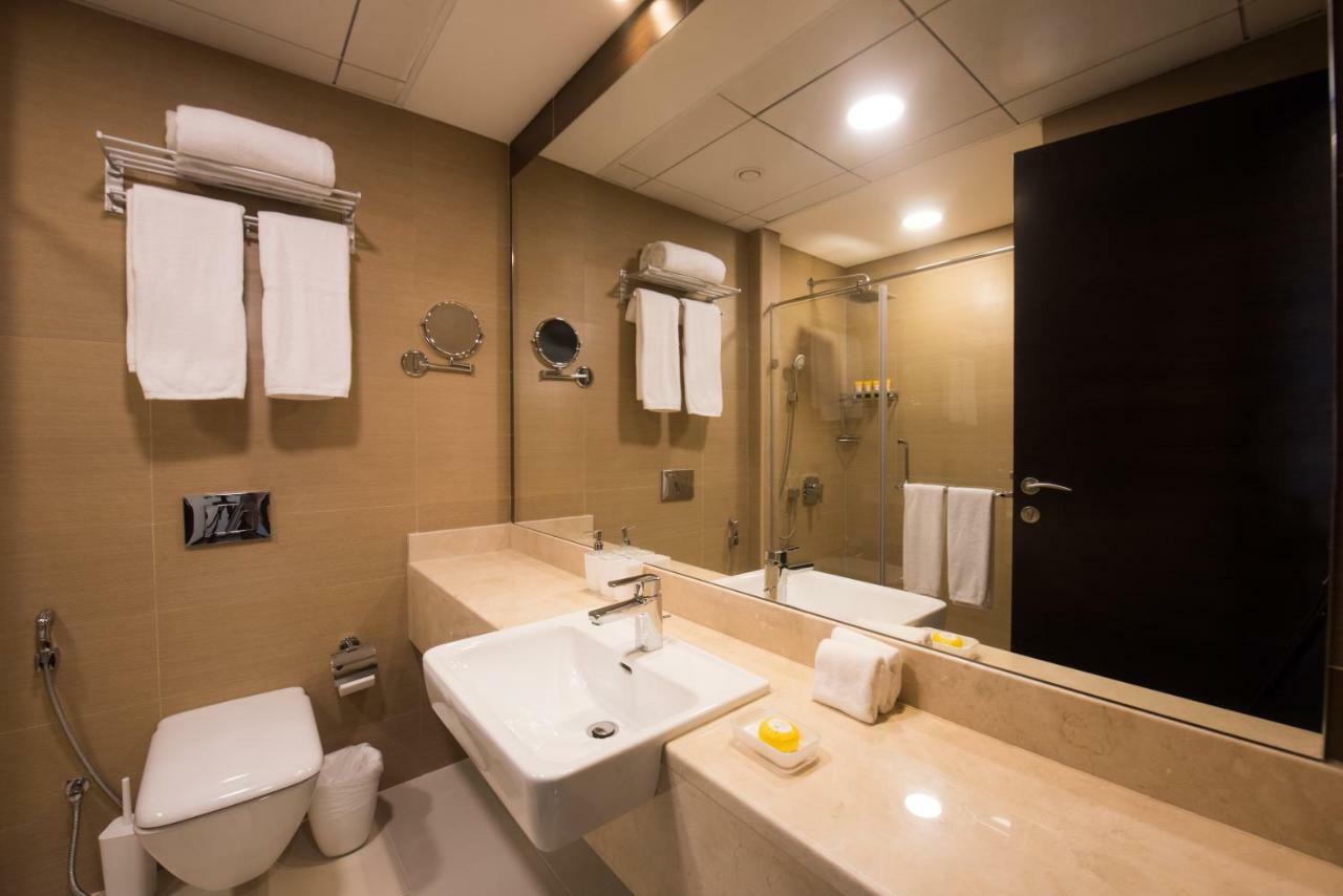 Fantastay Sparkle Tower Luxury 1 Br Dubai Exterior foto